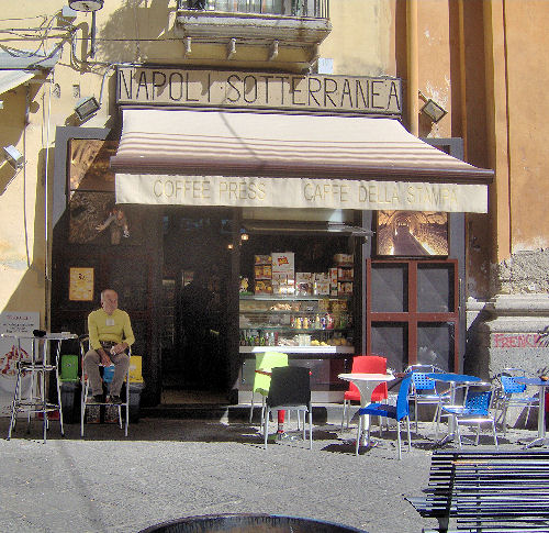 foto della sede 'O Munaciello Bar della Stampa