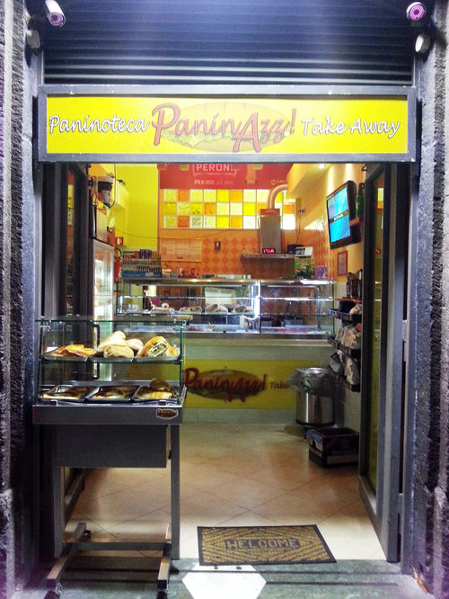 foto sede Paninazz!