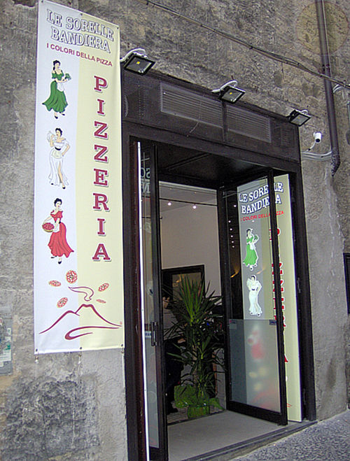 foto sede Pizzeria Le sorelle bandiera