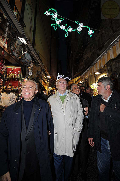 Il Sindaco di Salerno De Luca e il prof. Pasquino in visita a San Gregorio Armeno