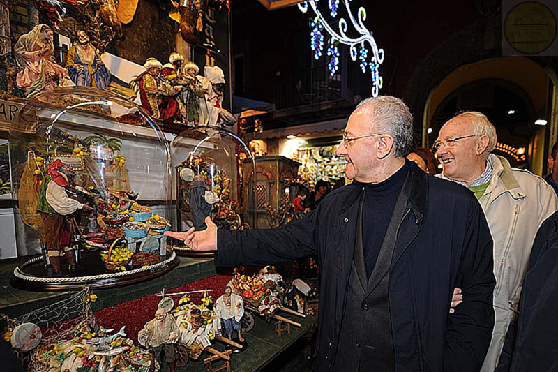 Il Sindaco di Salerno De Luca e il prof. Pasquino in visita a San Gregorio Armeno