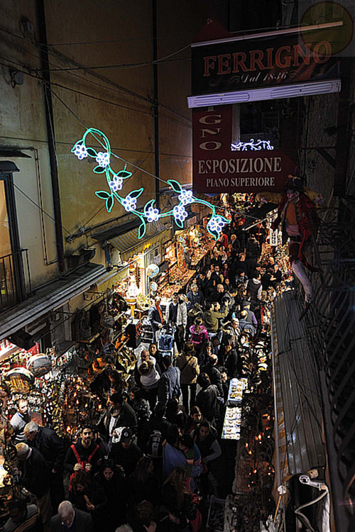 Luci d'artista a San Gregorio Armeno, edizione 2012