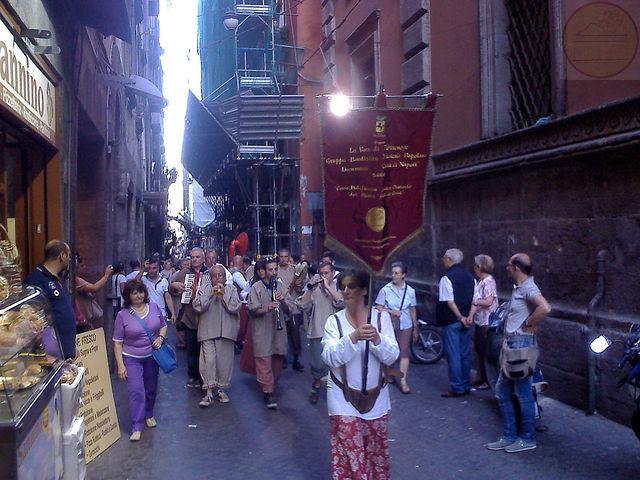 La banda ancora a Spaccanapoli