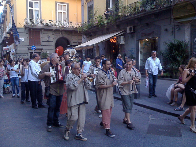 La banda in Piazzetta Nilo