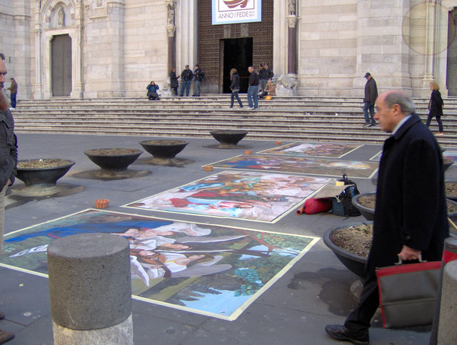 Domenica delle Palme 2013: concerto, madonnari e benedizione Cristo dipinto
