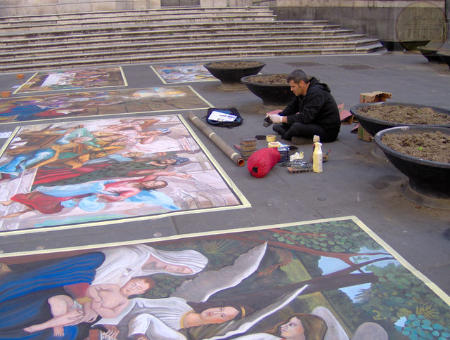 Domenica delle Palme 2013: concerto, madonnari e benedizione Cristo dipinto