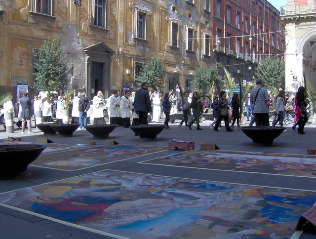 Domenica delle Palme 2013: concerto, madonnari e benedizione Cristo dipinto