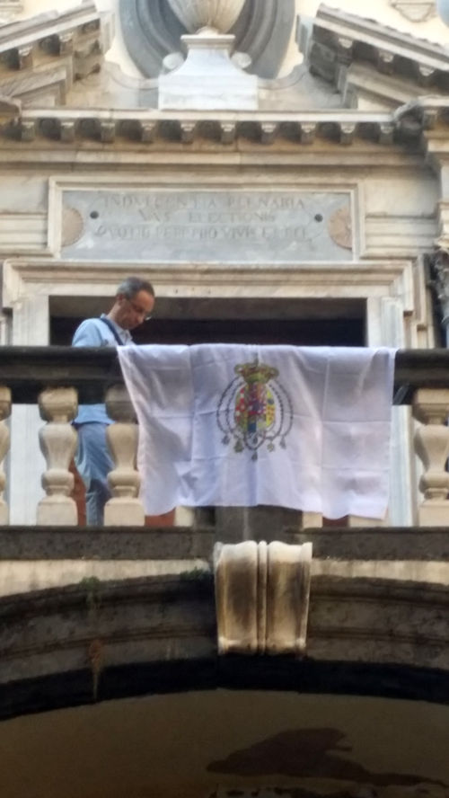 Il podio della Basilica