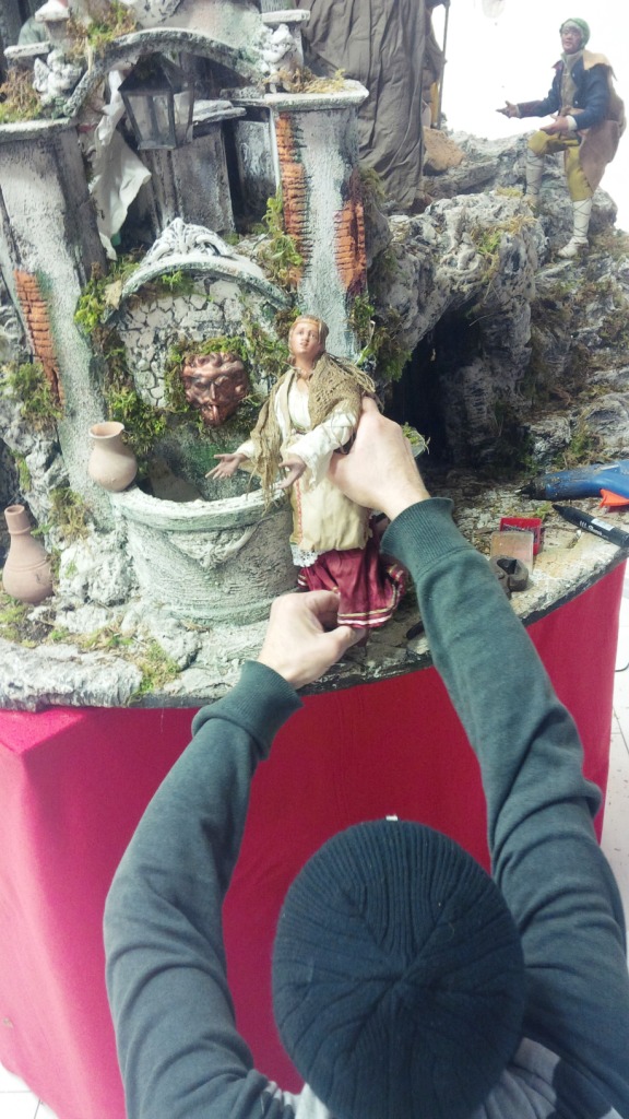 I presepi napoletani ad Alessandria - dicembre 2016: sistemazione presepio