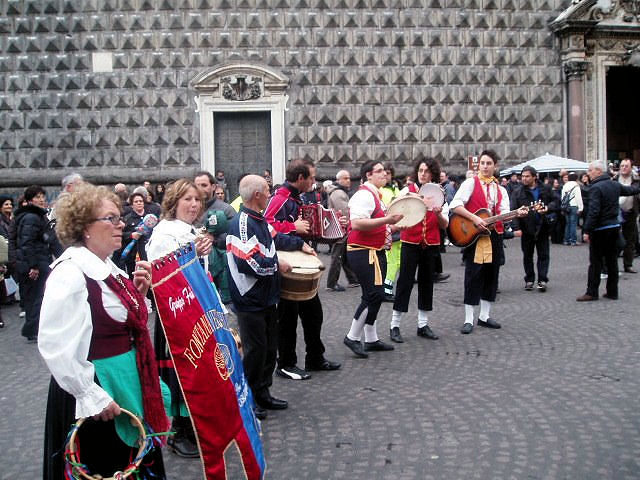 Esibizione gruppo Fontanavecchia