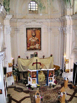 Santa Maria interno